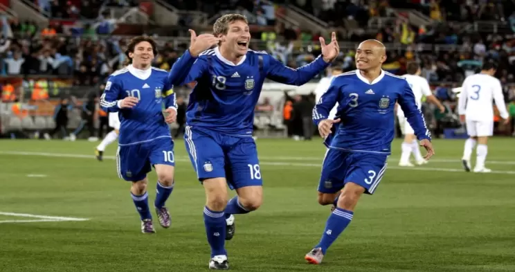 利雅得新月VS拉斯永恒直播_利雅得新月VS拉斯永恒高清无插件体育直播_利雅得新月VS拉斯永恒免费观看高清体育直播赛事-24直播